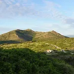 Hilltop Sardinian - 350m From A Wild Cove Cala Sapone