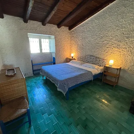 Hilltop Sardinian - 350m From A Wild Cove Villa