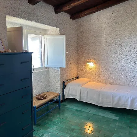 Hilltop Sardinian - 350m From A Wild Cove * Cala Sapone