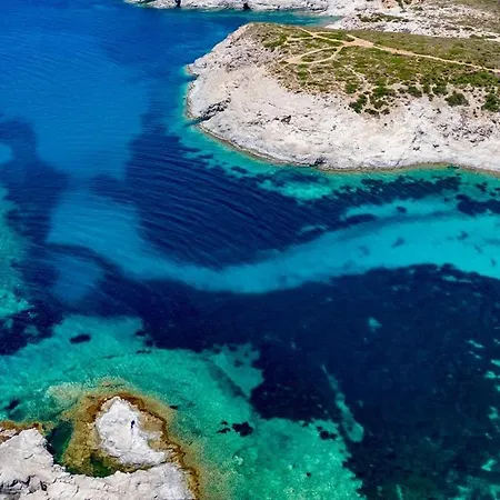 Villa Hilltop Sardinian - 350m From A Wild Cove Cala Sapone