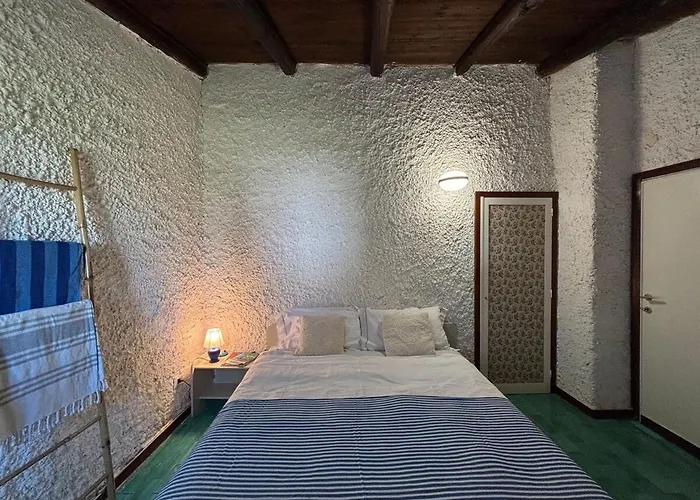 Hilltop Sardinian - 350m From A Wild Cove Cala Sapone