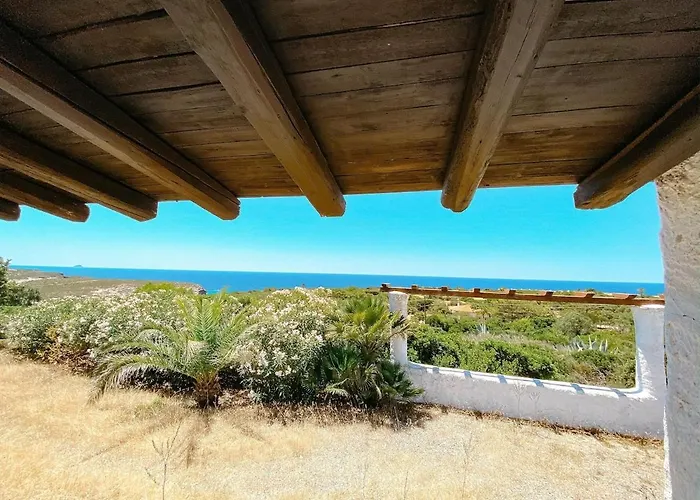 Hilltop Sardinian - 350m From A Wild Cove Cala Sapone