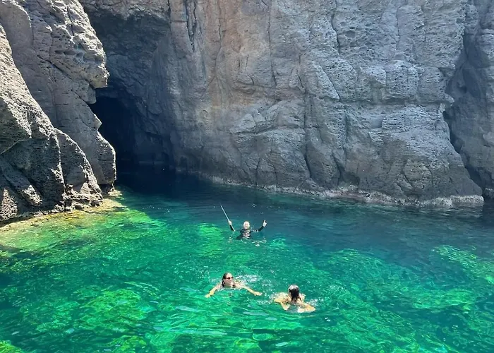 Vila Hilltop Sardinian - 350m From A Wild Cove