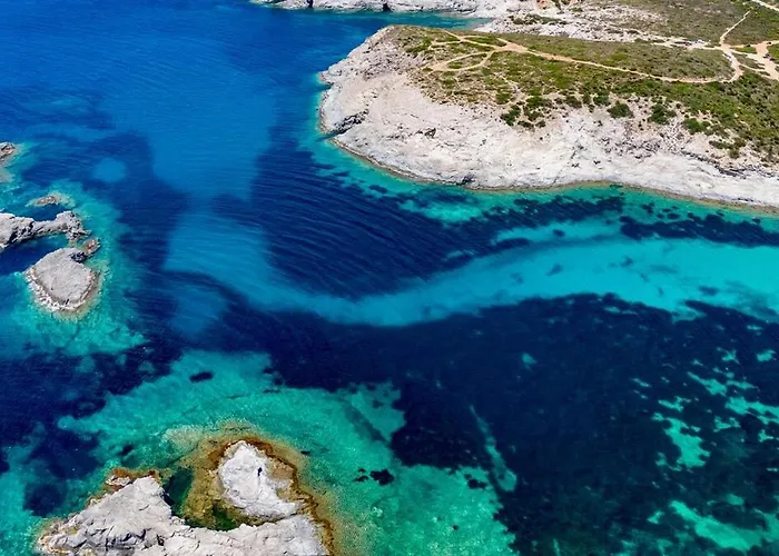 Vila Hilltop Sardinian - 350m From A Wild Cove Cala Sapone